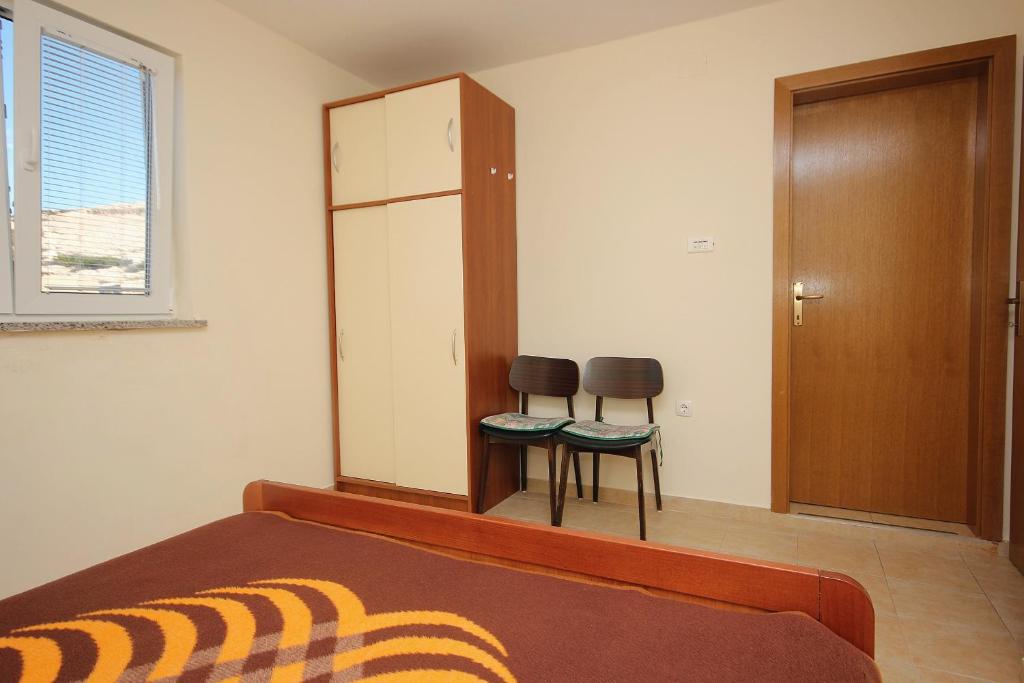 Łóżko lub łóżka w pokoju w obiekcie Apartment Zubovici 9365b