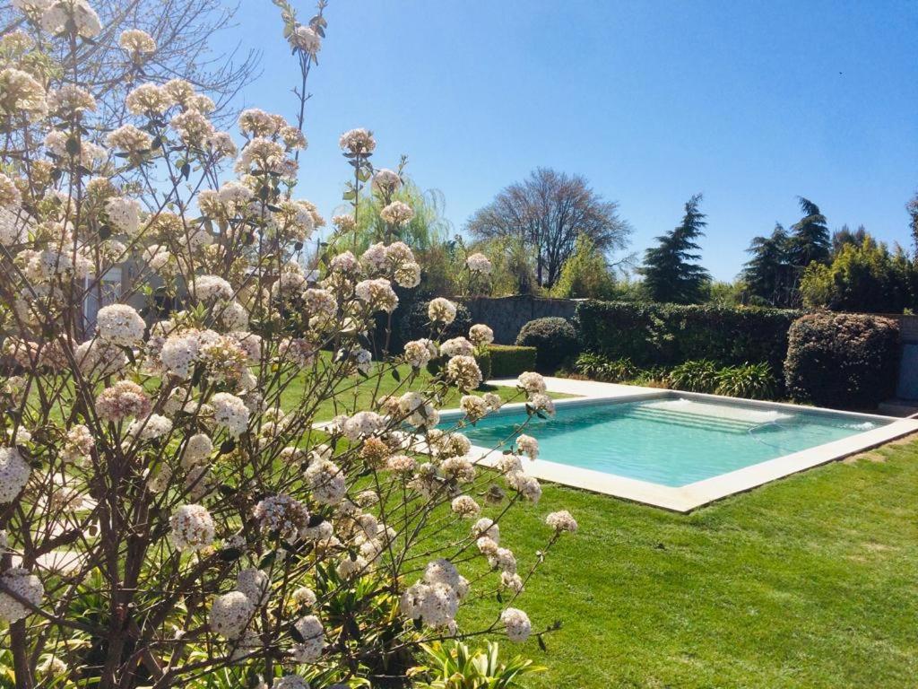 Bazén v ubytování Los trinos nebo v jeho okolí