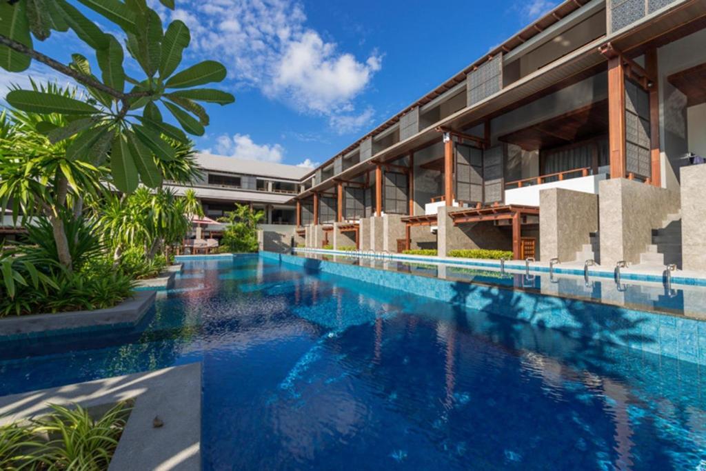 Bazén v ubytování Am Samui Palace nebo v jeho okolí
