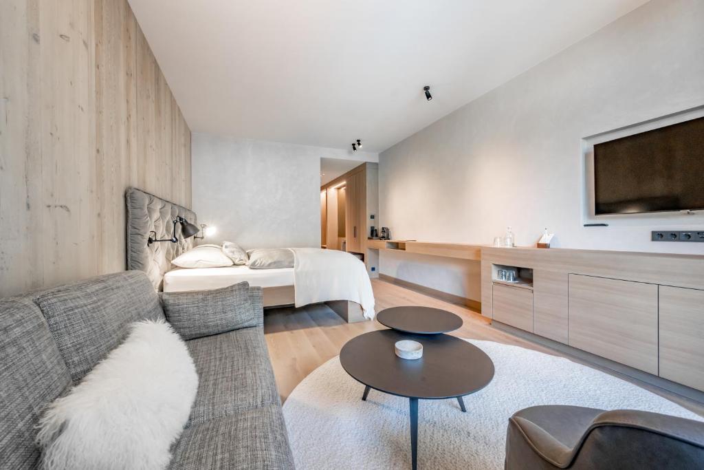Postel nebo postele na pokoji v ubytování Hotel Weisses Lamm