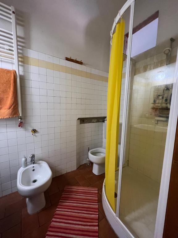 Łazienka w obiekcie B&B Da Dodo'