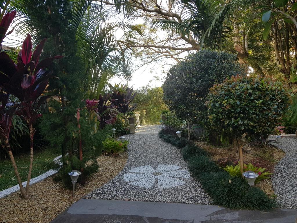 Zahrada ubytování Mapleton Peaceful Provence BnB