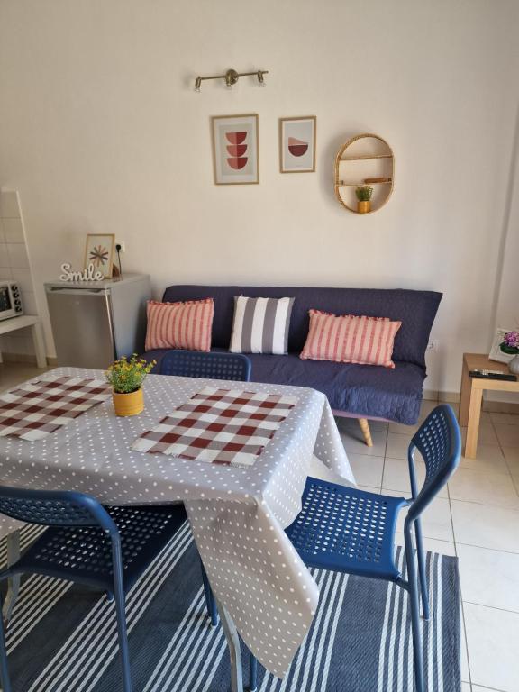 Część wypoczynkowa w obiekcie Cosy little studio for family vacations !