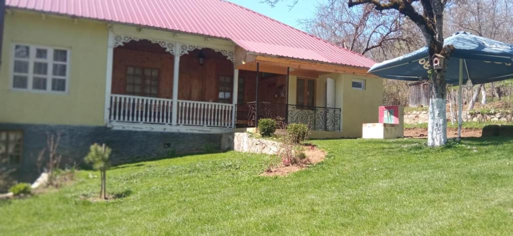 Zahrada ubytování Guest house Lailashi