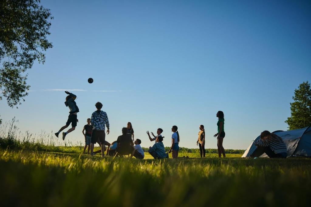 Hostia v ubytovaní Biebrza CAMP - pole namiotowe