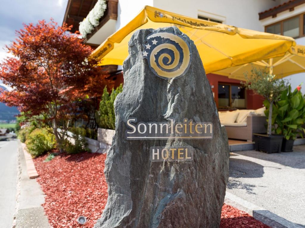 Certifikát, hodnocení, plakát nebo jiný dokument vystavený v ubytování Das Sonnleiten Ski- und Motorradhotel Bruck im Zillertal