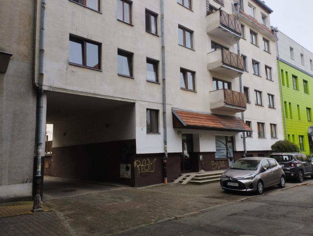 Booking.com: „Kredka i Ołówek” Apartment , Wrocław, Polska - 58 Opinie  Gości . Zarezerwuj hotel już teraz!