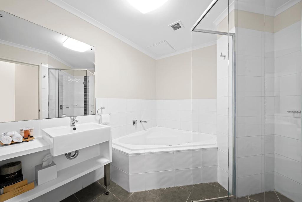 Macquarie Waters Boutique Apartment Hotel - Wohnung Mit Zwei Schlafzimmern Mit Wasseransicht
