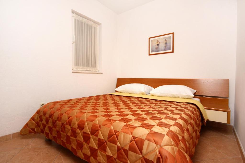Apartments with a parking space Baska Voda, Makarska - 10027 - 两居室公寓，带露台和海景