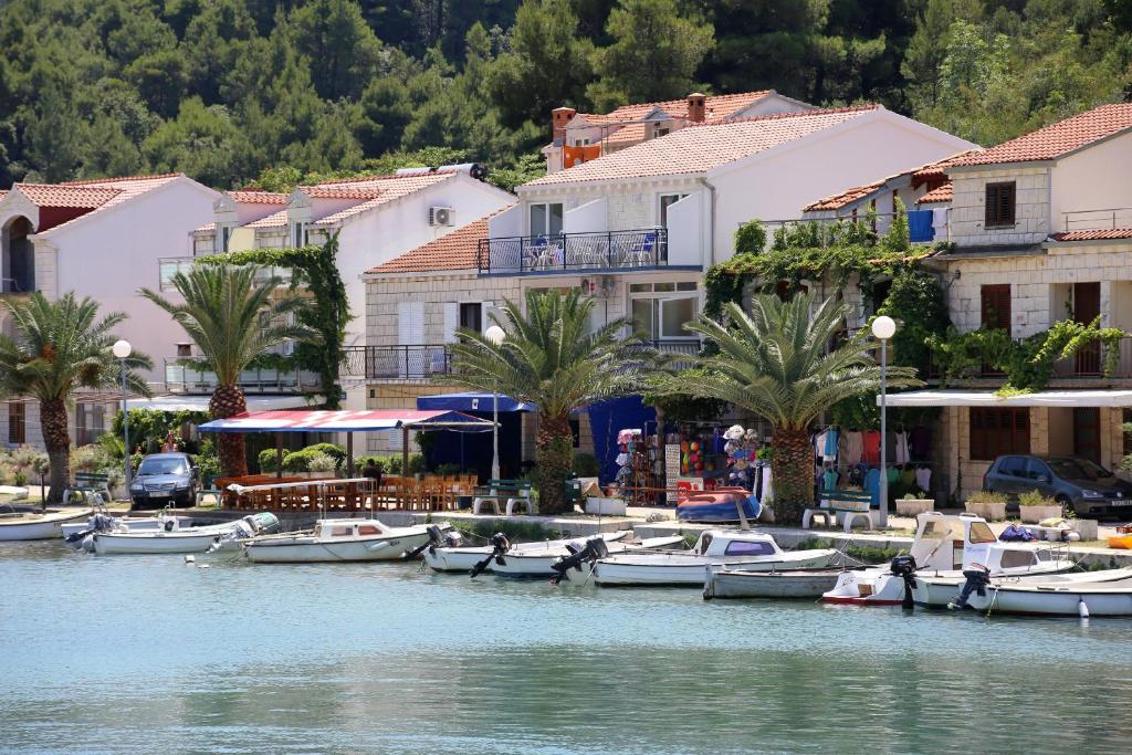 Fotografia z galérie ubytovania Apartments by the sea Zuljana, Peljesac - 10218 v Žuljane