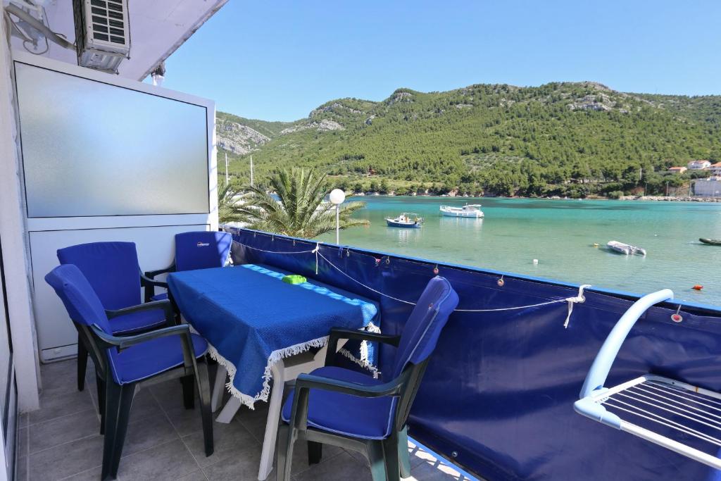 Fotografia z galérie ubytovania Apartments by the sea Zuljana, Peljesac - 10218 v Žuljane