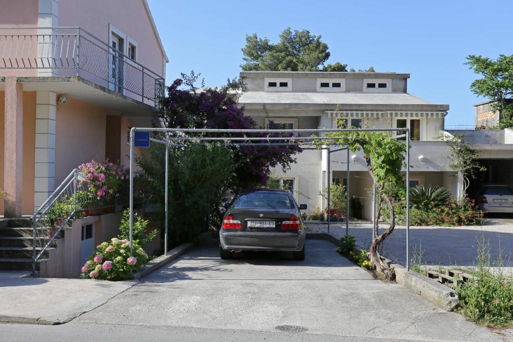 Budova, v ktorej sa apartmán nachádza