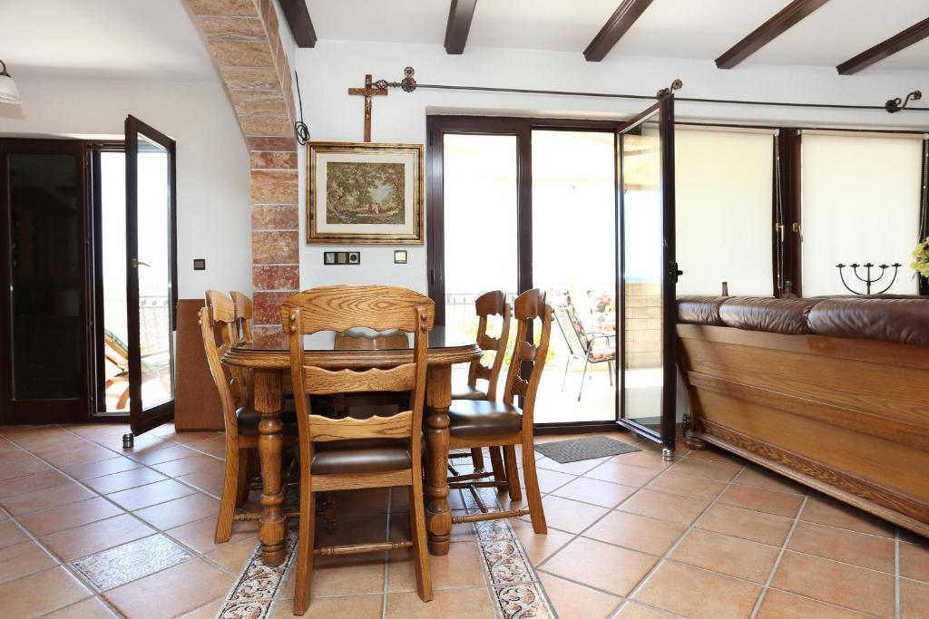 Posedenie v ubytovaní Apartment Duce 10303a