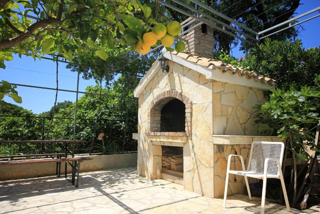Fotografia z galérie ubytovania Apartments with a parking space Orebic, Peljesac - 10160 v destinácii Orebić
