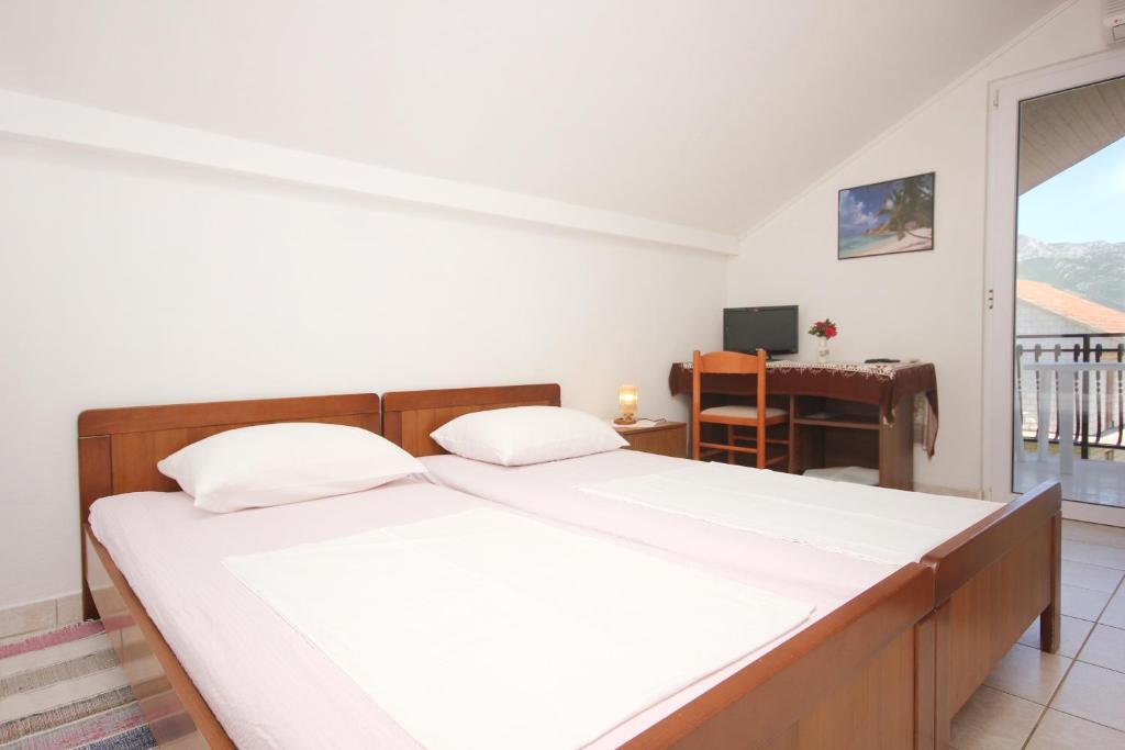 Fotografia z galérie ubytovania Apartments with a parking space Orebic, Peljesac - 10160 v destinácii Orebić
