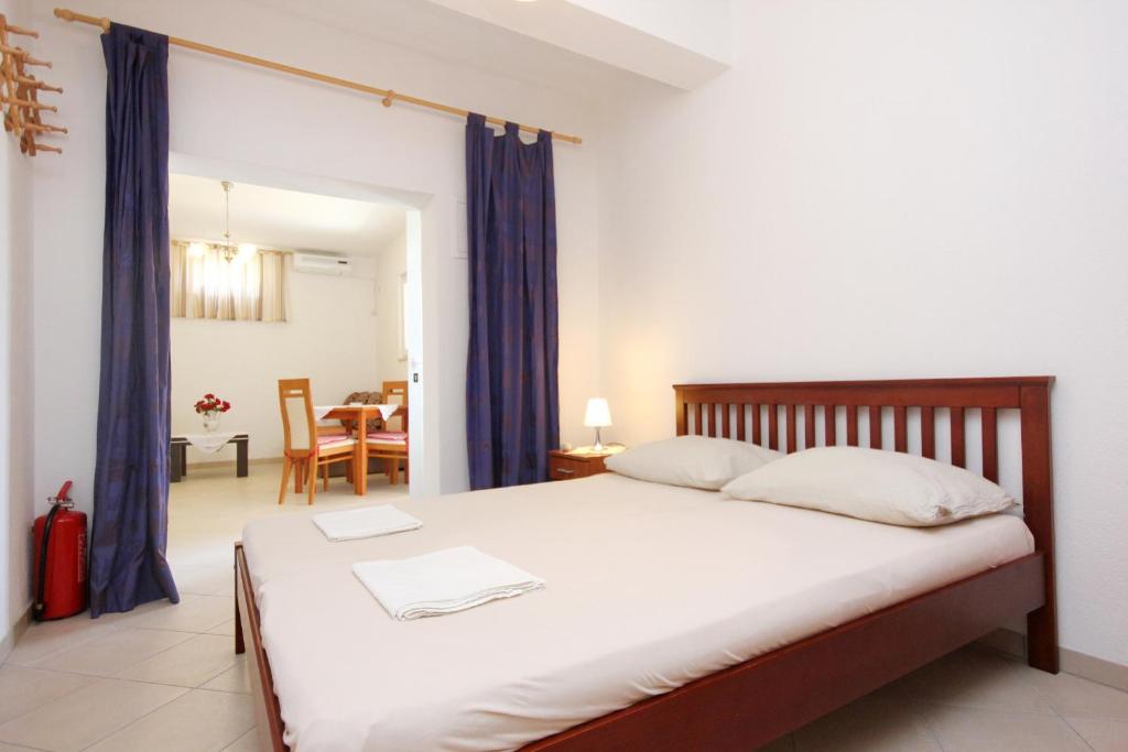 Fotografia z galérie ubytovania Apartments with a parking space Orebic, Peljesac - 10160 v destinácii Orebić