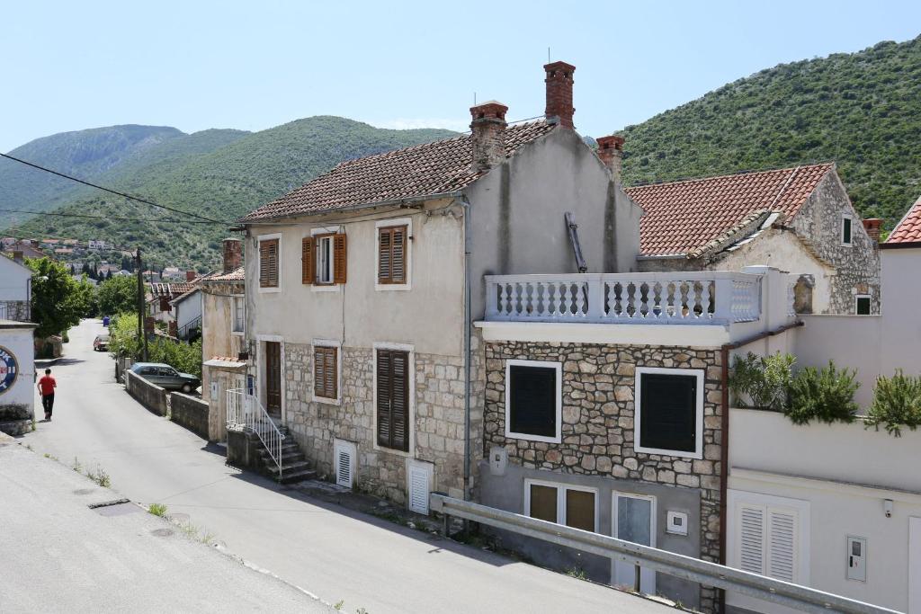 Fotografia z galérie ubytovania Apartments with a parking space Trpanj, Peljesac - 10046 v destinácii Trpanj
