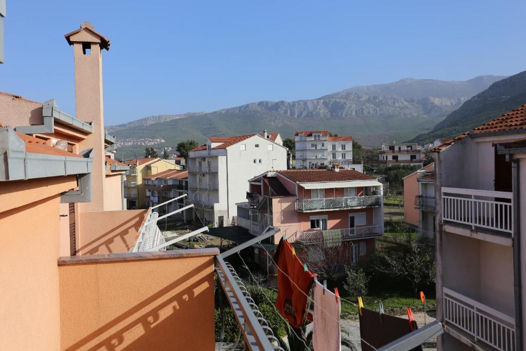 Fotografia z galérie ubytovania Apartments by the sea Podstrana, Split - 9503 v destinácii Podstrana