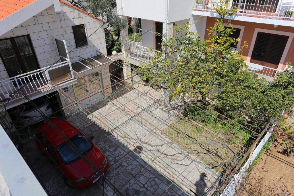 Budova, v ktorej sa apartmán nachádza