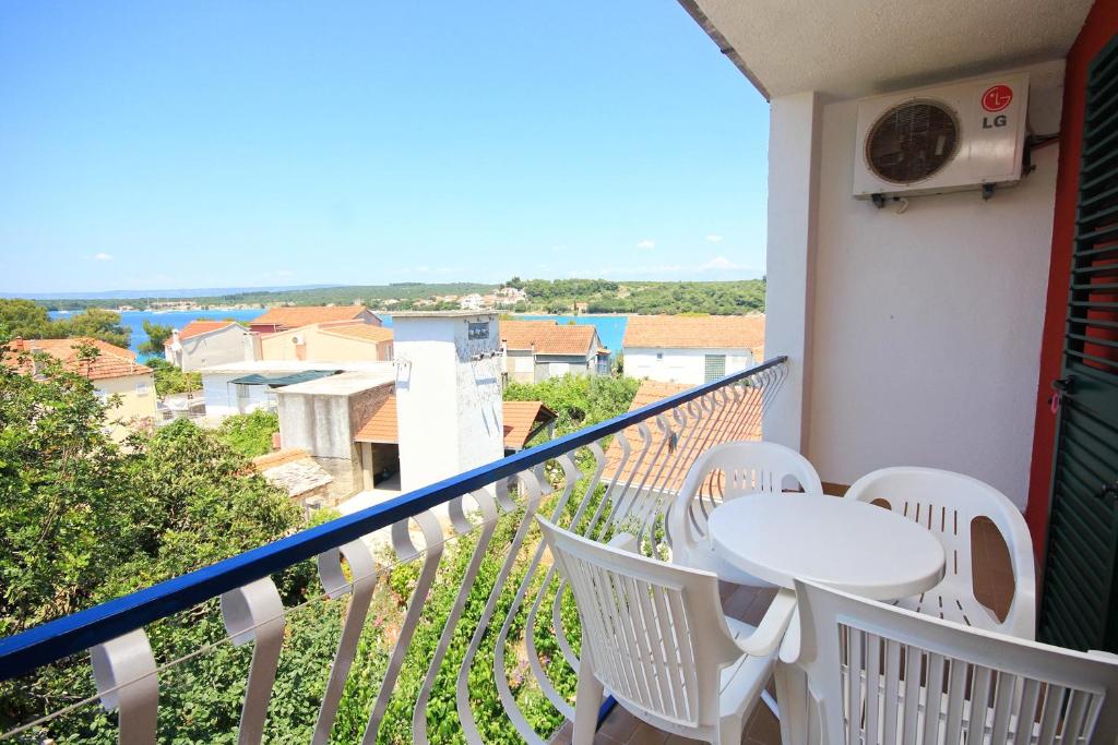 Balkón nebo terasa v ubytování Apartments by the sea Loviste, Peljesac - 10182