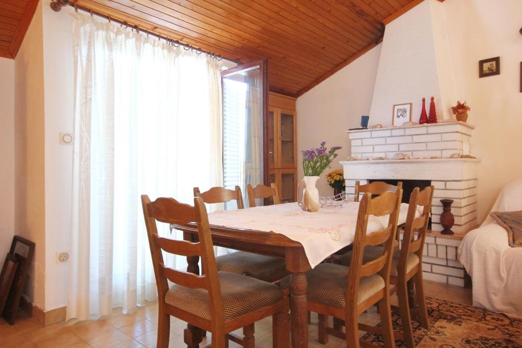 Fotografie z fotogalerie ubytování Apartments and rooms by the sea Loviste, Peljesac - 10181 v destinaci Lovište