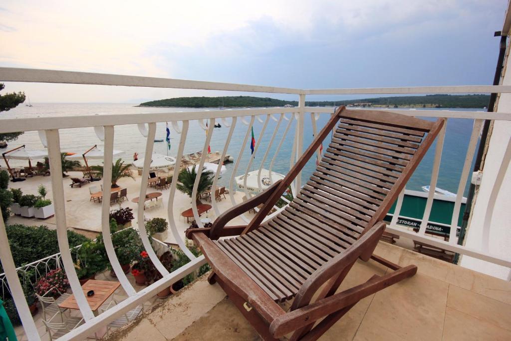 Fotografie z fotogalerie ubytování Apartments and rooms by the sea Loviste, Peljesac - 10181 v destinaci Lovište