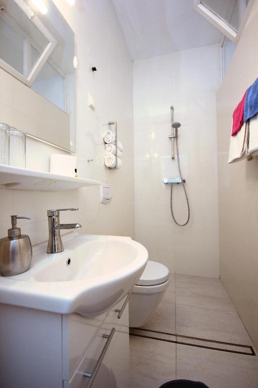 Fotografie z fotogalerie ubytování Apartments and rooms by the sea Loviste, Peljesac - 10181 v destinaci Lovište