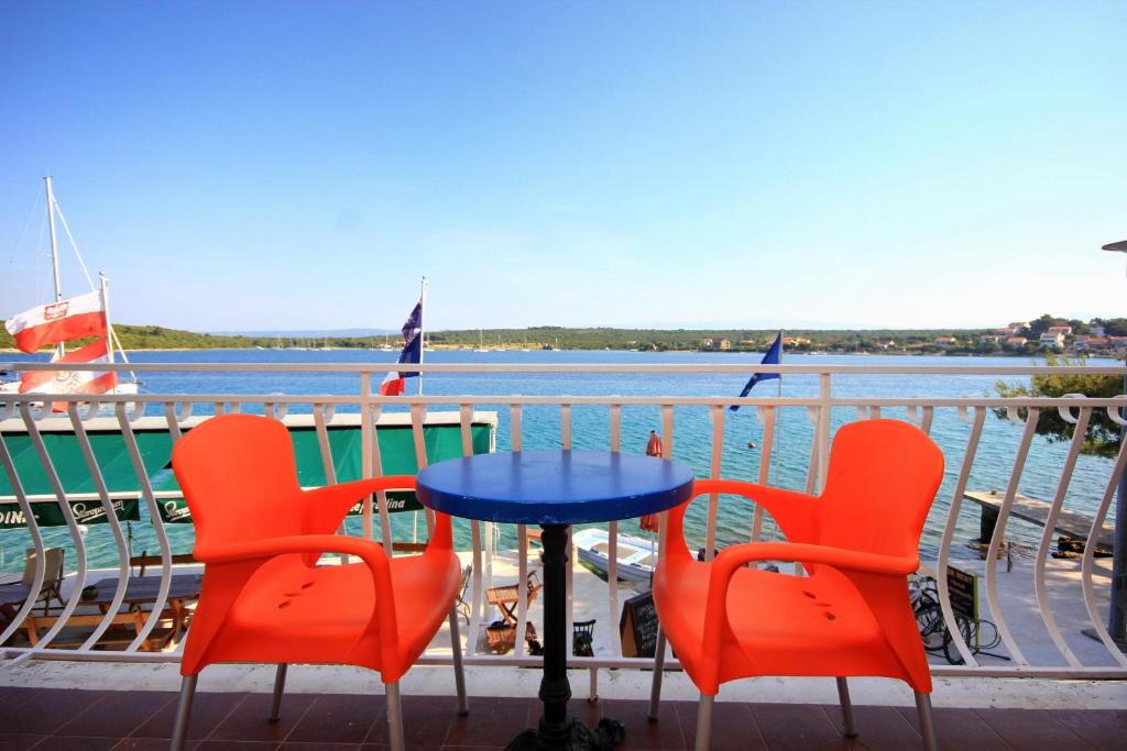 Fotografie z fotogalerie ubytování Apartments and rooms by the sea Loviste, Peljesac - 10181 v destinaci Lovište