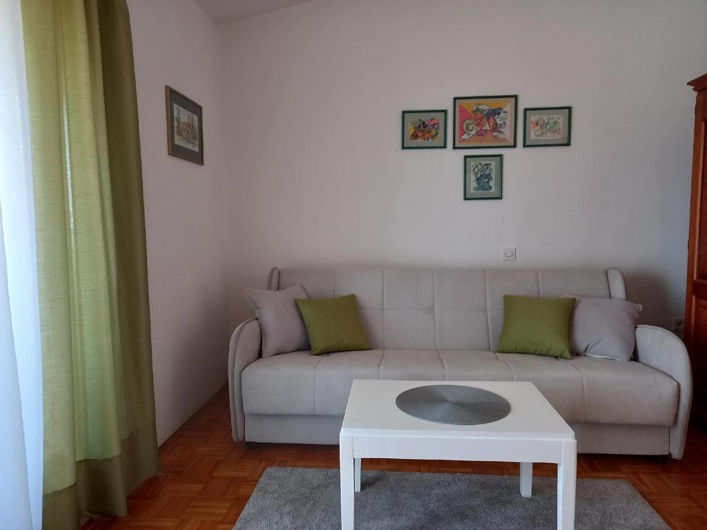 Posedenie v ubytovaní Apartments by the sea Zadar - Diklo, Zadar - 11662