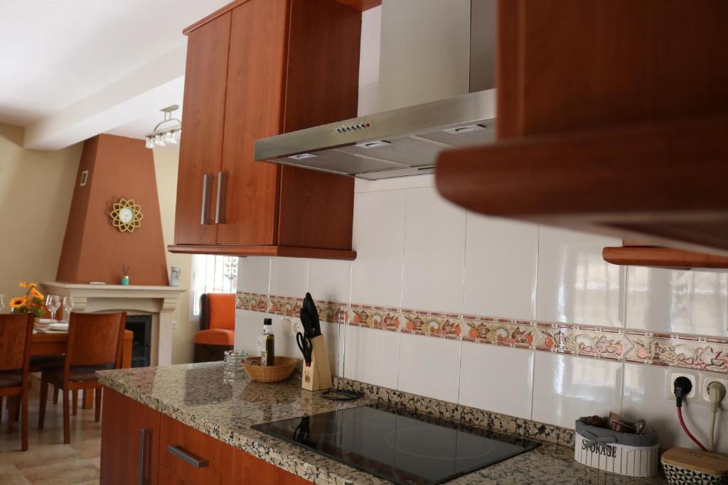 A kitchen or kitchenette at EL RINCON DE ANGELA