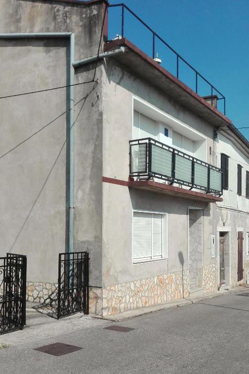 Fotografia z galérie ubytovania Apartments with WiFi Novi Vinodolski - 11839 v Novom Vindolskom