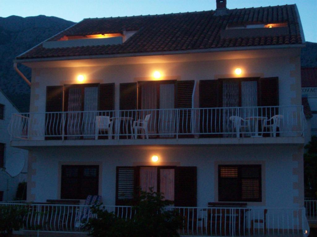 Výhľad na hory alebo výhľad na hory priamo z apartmánu