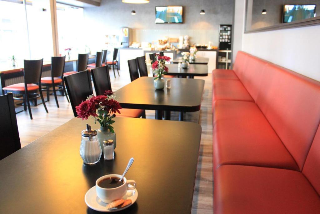 Hotel Arena Inn - Berlin Mitte - Resim 8