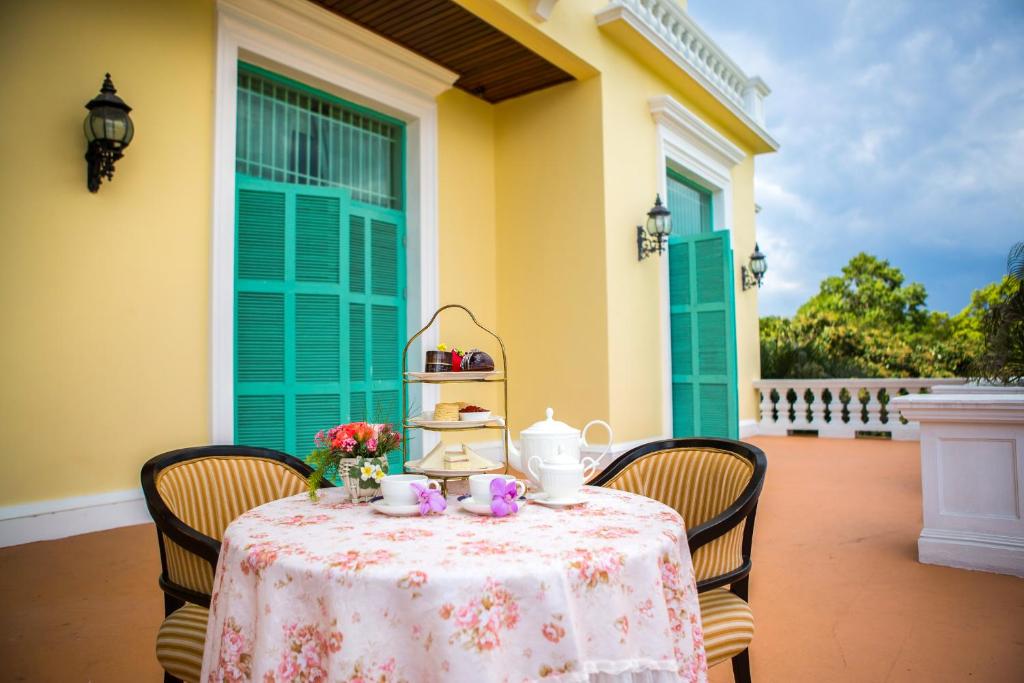Balkón nebo terasa v ubytování Chateau de Khaoyai Hotel & Resort