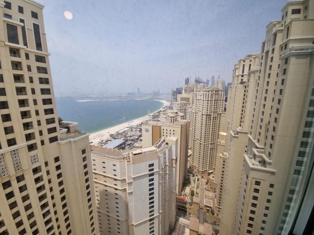 JBR Full Sea View, 3601,2 BHK Apartment, Dubai (updated prices 2024)