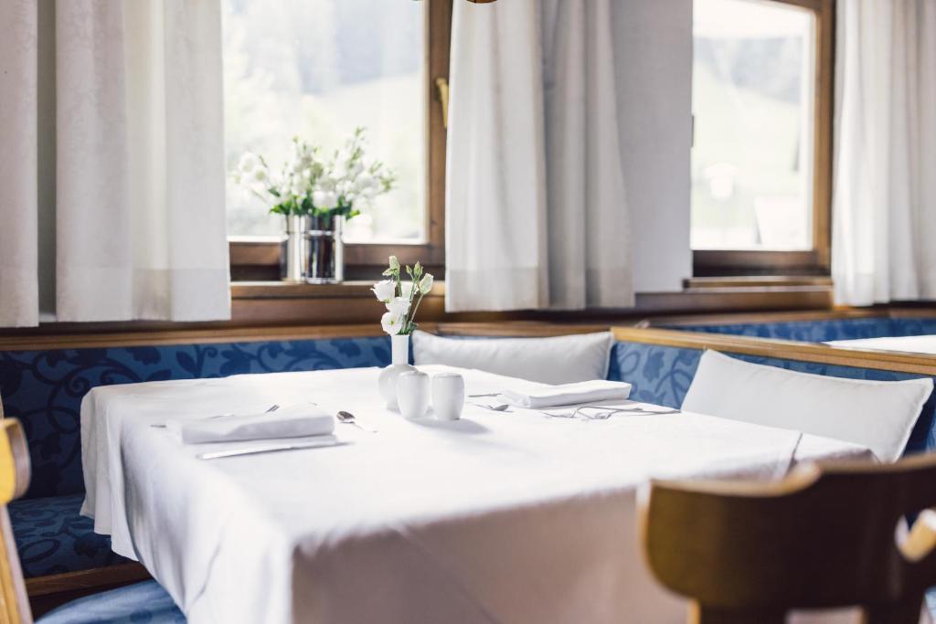Posezení v ubytování Hotel Auren