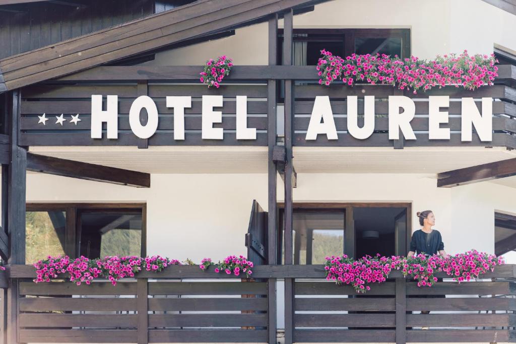 Certifikát, hodnocení, plakát nebo jiný dokument vystavený v ubytování Hotel Auren