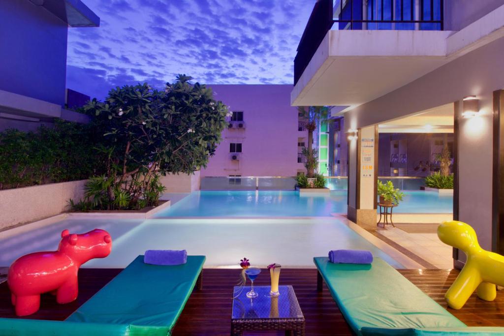 Bazén v ubytování Andakira Hotel - SHA Extra Plus nebo v jeho okolí