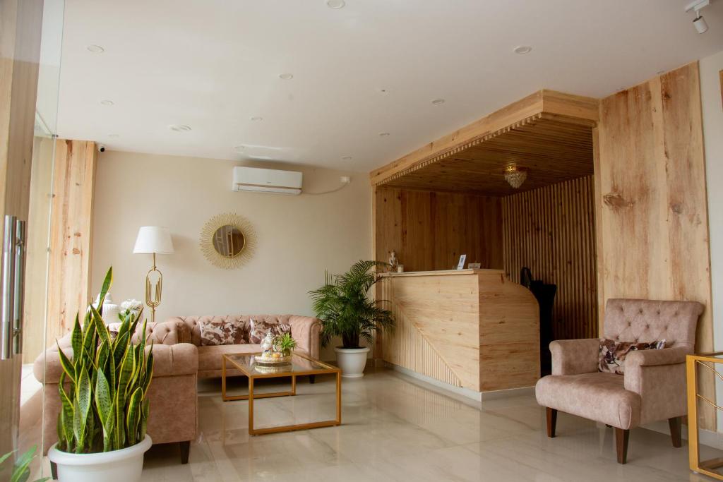 Zona d'estar a Stay Inn Hotel and Apartment Pokhara
