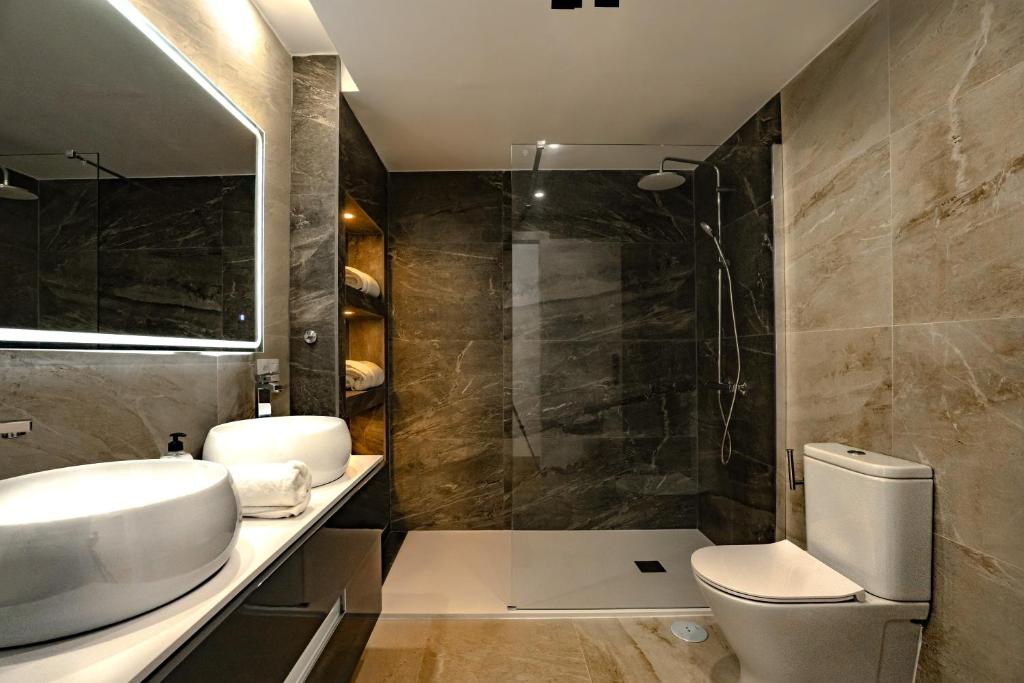 Kúpeľňa v ubytovaní Amazing 2 bedroom apartment in Jardines Fuentes