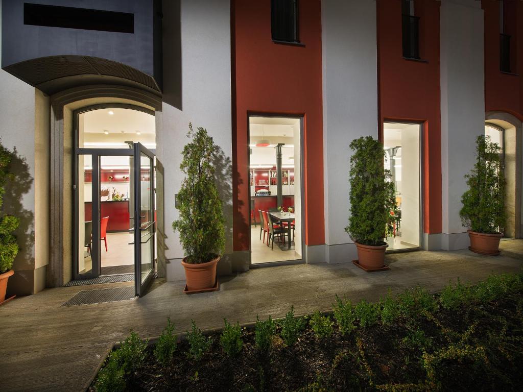 Exteriér nebo vchod ubytování EA Business Hotel Jihlava