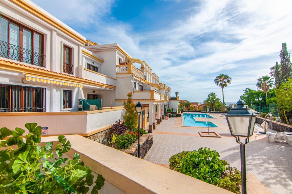 Apartamentos 'Bluetique' 1BR apt./w pool and ocean view en Adeje, Tenerife