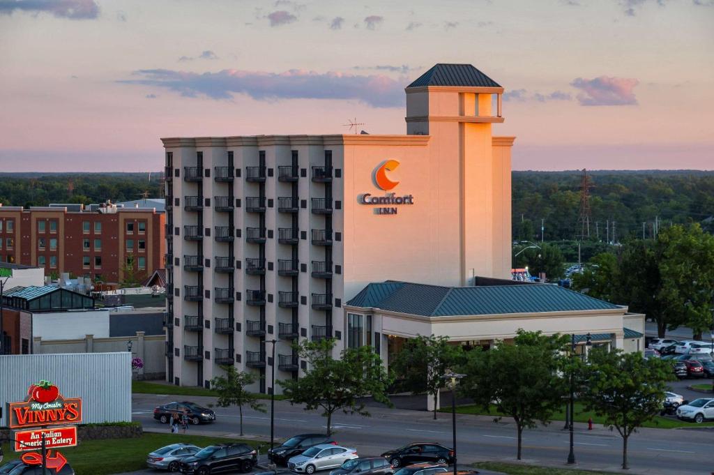 Comfort Inn Fallsview - Resim 1
