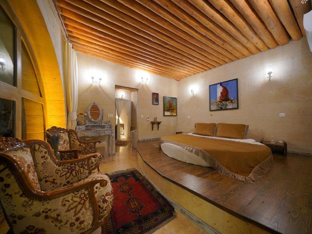 Posezení v ubytování Karlık Cave Suite Cappadocia