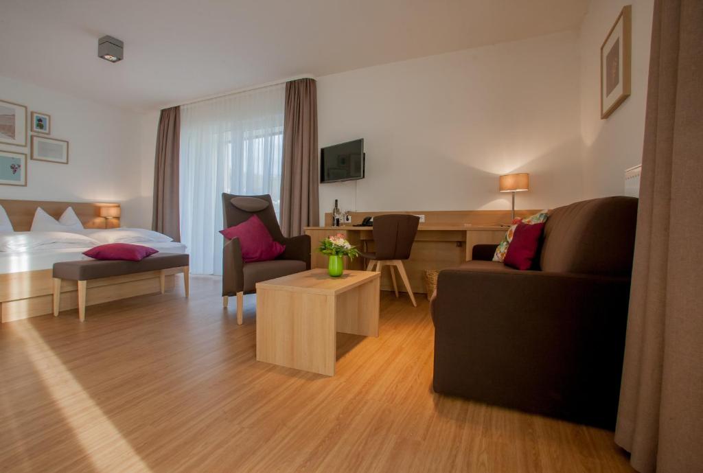 Pflugwirts Hotel und Gasthaus - Junior Suite With Balcony