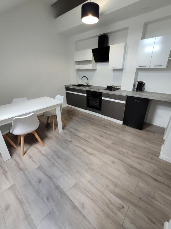 Fotografia z galérie ubytovania Uroczy apartament w kamienicy nr. 8 v Krakove