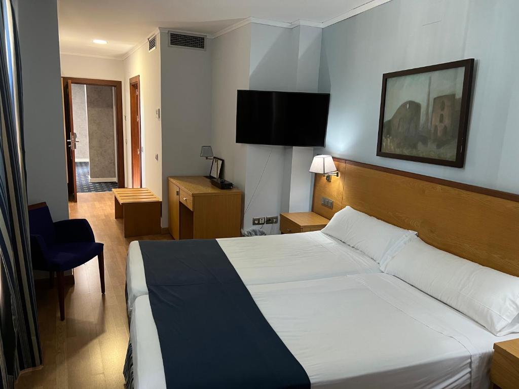 Alojamientos Cervantes, Linares – Updated 2023 Prices