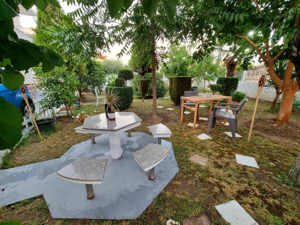 GUEST HOUSE VILA ELEZI - Imazhi 9