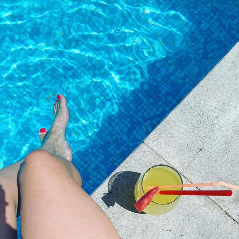Bazén v ubytování Hotel Villa Eniseli nebo v jeho okolí