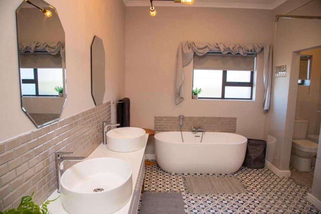 The Coral on Sedgefield by Top Destinations Rentals - Image 21